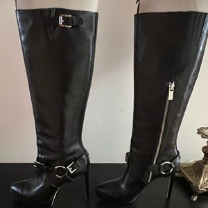 Michael Kors Harrison Black Boots size 7